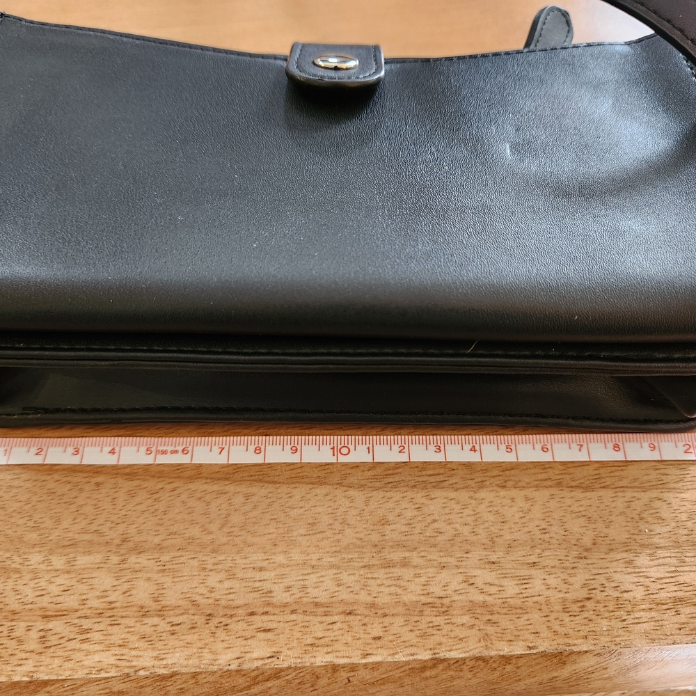 Black Small Crossbody Bag - Picture 4 of 7